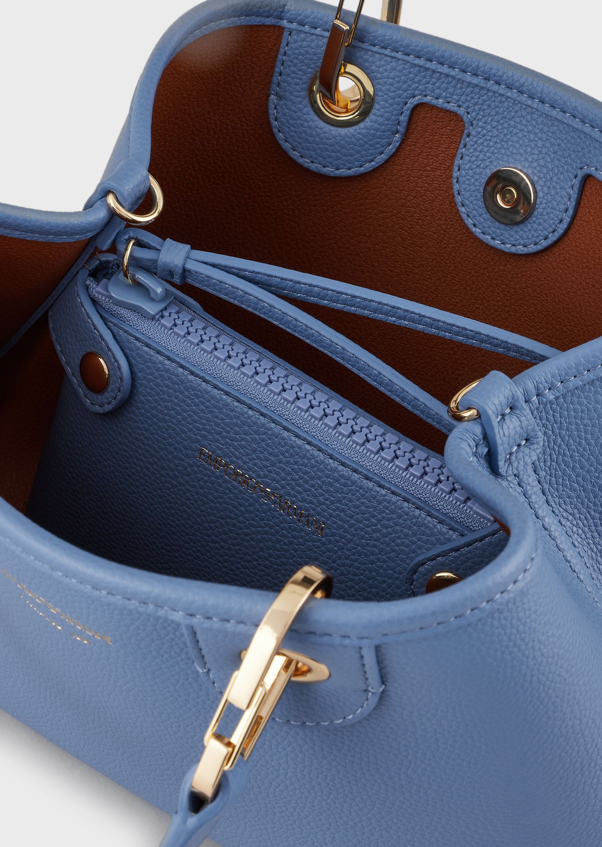 bolso armani pequeño